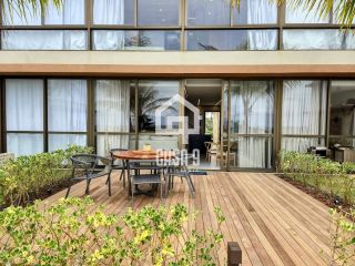 Apartamento térreo duplex mobiliado frente mar com 2 suites no Alphaville Guarajuba Bahia