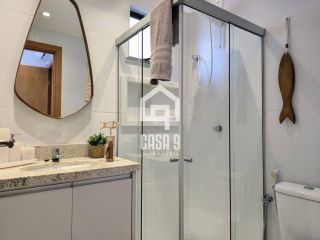 Apartamento térreo duplex mobiliado frente mar com 2 suites no Alphaville Guarajuba Bahia