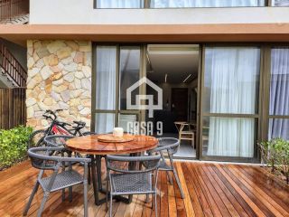 Apartamento térreo duplex mobiliado frente mar com 2 suites no Alphaville Guarajuba Bahia