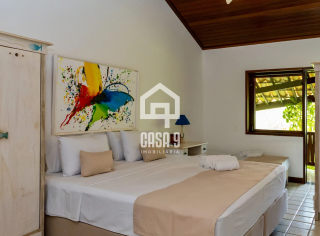 Casa a venda com 4 suítes na venda em condomínio próximo da Vila e da Praia em Praia do Forte Bahia