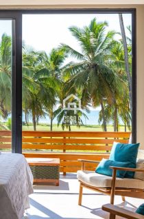 Casa a venda com 8 suítes frente mar no condomínio Iberostar em Praia do Forte Bahia