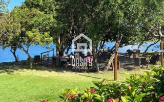 Apartamento mobiliado a venda com 2 suítes vista lagoa no condomínio Paraíso das Aguas em Guarajuba Bahia