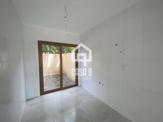 Apartamento duplex tipo village com 2 suítes novo a venda em Imbassai Bahia