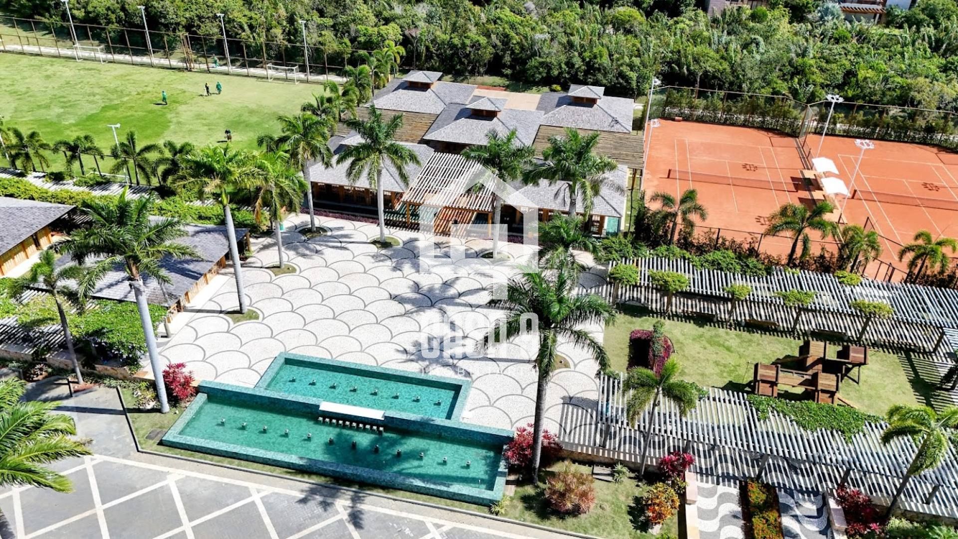 Terreno plano de esquina nascente á venda no Condomínio La Laguna Praia do Forte Bahia