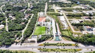 Terreno plano de esquina nascente á venda no Condomínio La Laguna Praia do Forte Bahia