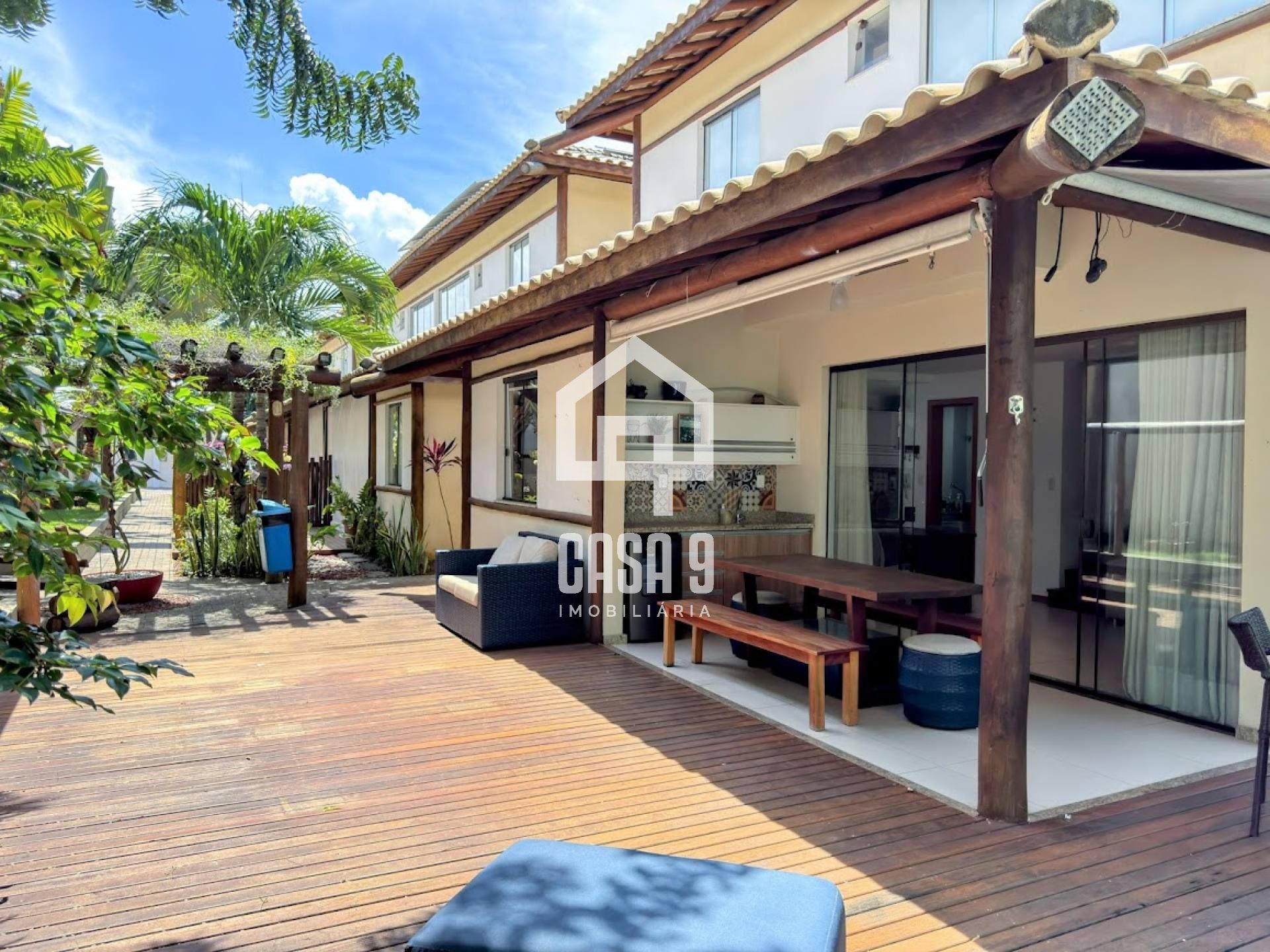 Apartamento duplex mobiliado com 3 quartos a venda em Itacimirim Bahia