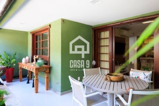 Apartamento a venda com 1 quarto no condomínio Kauai, frente mar e na Vila de Praia do Forte Bahia