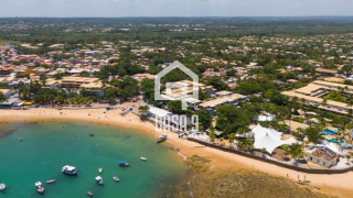 Apartamento a venda com 1 quarto no condomínio Kauai, frente mar e na Vila de Praia do Forte Bahia