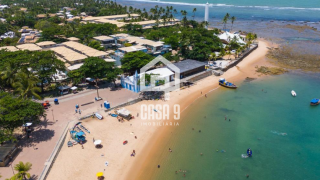 Apartamento a venda com 1 quarto no condomínio Kauai, frente mar e na Vila de Praia do Forte Bahia