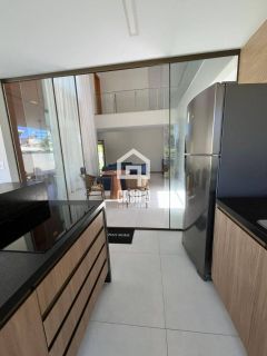 Casa com 5 suítes mobiliada estilo contemporâneo a venda no Condomínio Paraiso em Guarajuba Bahia