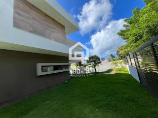 Casa com 5 suítes mobiliada estilo contemporâneo a venda no Condomínio Paraiso em Guarajuba Bahia