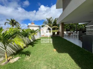Casa com 5 suítes mobiliada estilo contemporâneo a venda no Condomínio Paraiso em Guarajuba Bahia