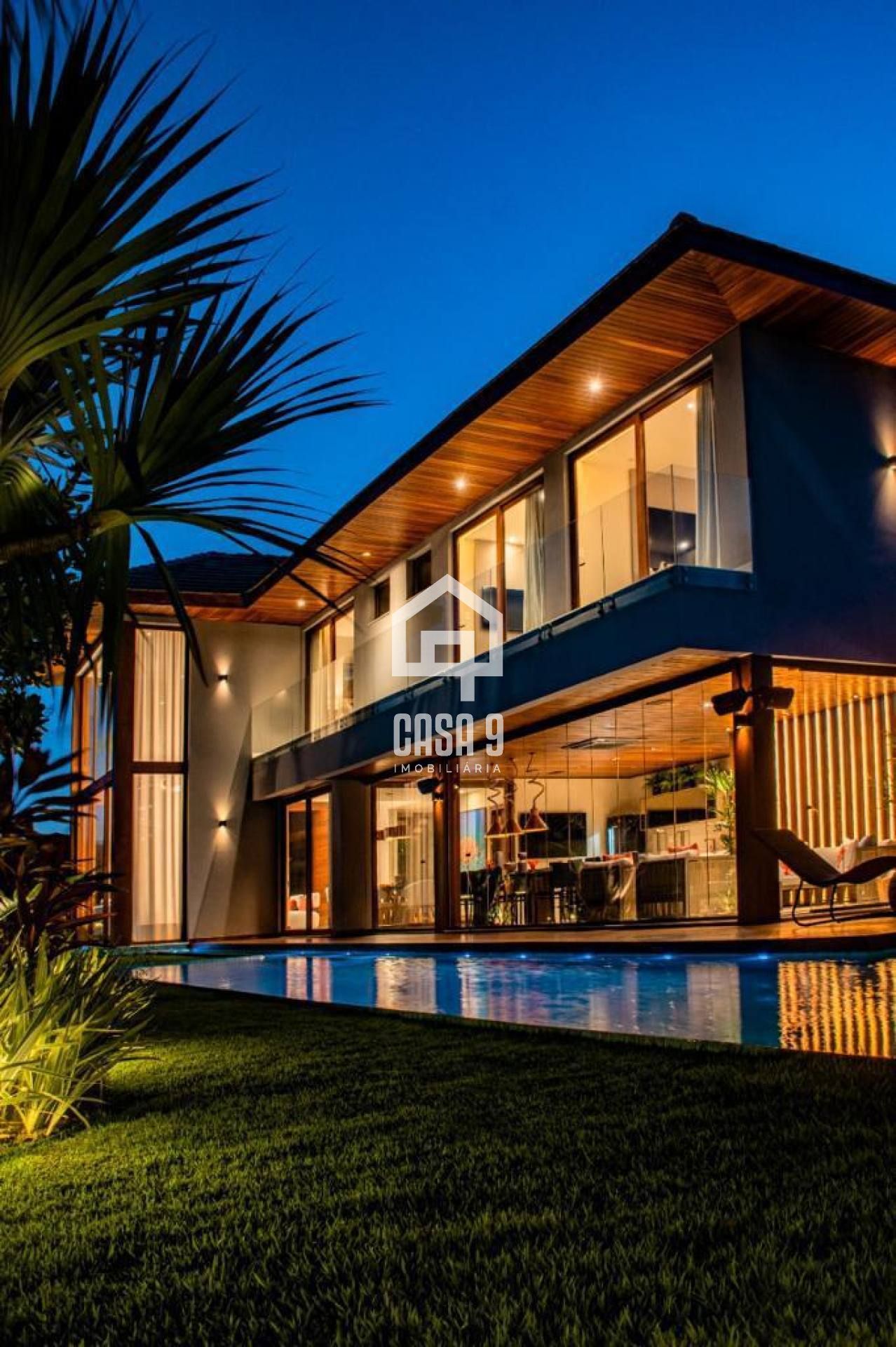 Casa de luxo a venda com 6 suítes no condomínio Jacarandas- Piscinas Naturais em Praia do Forte Bahia