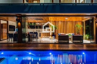 Casa de luxo a venda com 6 suítes no condomínio Jacarandas- Piscinas Naturais em Praia do Forte Bahia