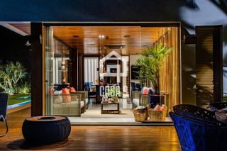 Casa de luxo a venda com 6 suítes no condomínio Jacarandas- Piscinas Naturais em Praia do Forte Bahia
