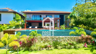 Casa a venda com 6 suítes mobiliada de alto padrão no condomínio Enseada do Castelo em Praia do Forte Bahia