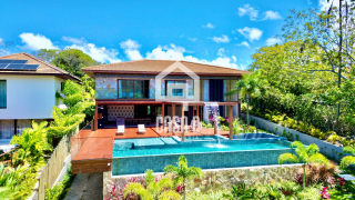 Casa a venda com 6 suítes mobiliada de alto padrão no condomínio Enseada do Castelo em Praia do Forte Bahia