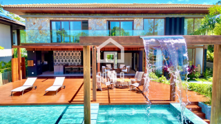 Casa a venda com 6 suítes mobiliada de alto padrão no condomínio Enseada do Castelo em Praia do Forte Bahia