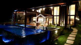 Casa a venda com 6 suítes mobiliada de alto padrão no condomínio Enseada do Castelo em Praia do Forte Bahia