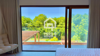 Casa a venda com 6 suítes mobiliada de alto padrão no condomínio Enseada do Castelo em Praia do Forte Bahia
