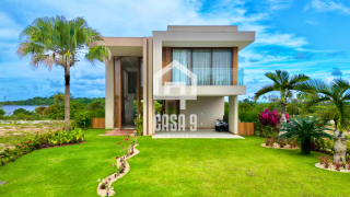 Casa de alto padrão a venda mobiliada com 6 suítes no Alphaville Guarajuba Bahia