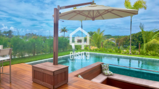 Casa de alto padrão a venda mobiliada com 6 suítes no Alphaville Guarajuba Bahia