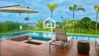 Casa de alto padrão a venda mobiliada com 6 suítes no Alphaville Guarajuba Bahia