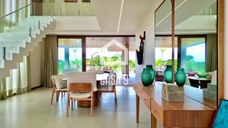 Casa de alto padrão a venda mobiliada com 6 suítes no Alphaville Guarajuba Bahia
