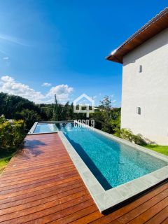 Casa a venda com 6 suítes no condomínio Praia Bella em Praia do Forte Bahia