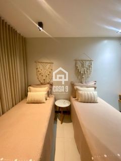 Apartamento térreo mobiliado a venda com 2 quartos no condomínio Vila do Lago em Praia do Forte Bahia