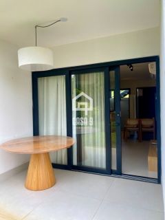 Apartamento térreo mobiliado a venda com 2 quartos no condomínio Vila do Lago em Praia do Forte Bahia