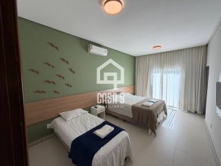 Casa a venda mobiliada com 8 suítes no condomínio Quintas das Lagoas com acesso ao mar pela ponte em Itacimirim Bahia
