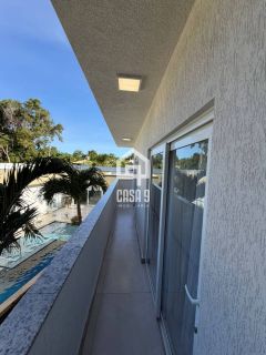 Casa a venda mobiliada com 8 suítes no condomínio Quintas das Lagoas com acesso ao mar pela ponte em Itacimirim Bahia