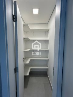 Casa alta padrão a venda mobiliada com 5 suítes em Guarajuba Bahia