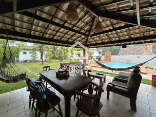 Casa a venda com 4 quartos no condomínio Canto do Sol em Guarajuba Bahia