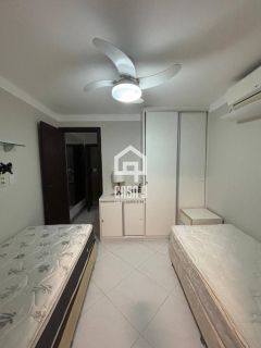 Apartamento duplex com 3 suítes pé na areia a venda no condominio Vilas da Praia em Itacimirim Bahia