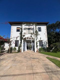 Casa solta a venda com 4 suítes na Vila de Imbassai Bahia