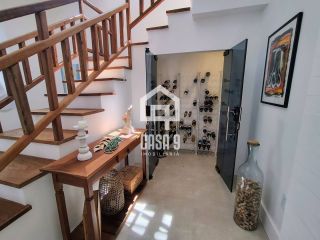 Casa solta a venda com 4 suítes na Vila de Imbassai Bahia