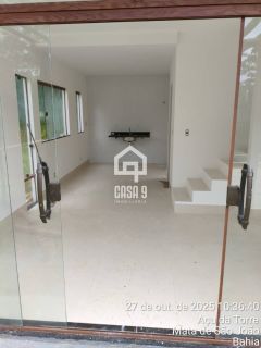 Casa a venda com 2 suítes próximo da Lagoa Aruá na região de Praia do Forte Bahia