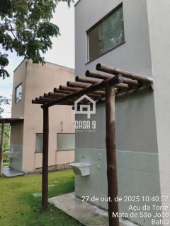 Casa a venda com 2 suítes próximo da Lagoa Aruá na região de Praia do Forte Bahia