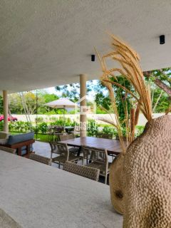 Apartamento a venda com 2 quartos sendo 1 suíte no condomínio Terra Doce em Imbassai Bahia