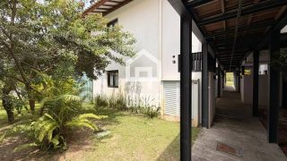 Apartamento térreo 2 quartos mobiliado a venda no condomínio Vila do Lago Praia do Forte Bahia