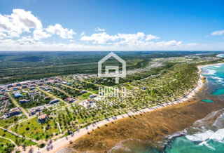 Apartamento superior 2 quartos reversível para 3 a venda no Village dos Ypes condomínio Piscinas Naturais Praia do Forte Bahia