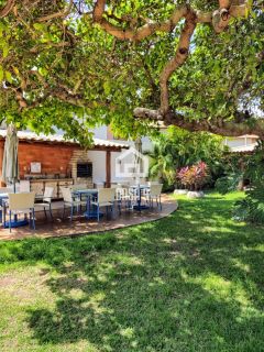 Apartamento superior pé na areia 3 suítes a venda na Praia da Espera em Itacimirim Bahia