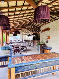 Apartamento superior pé na areia 3 suítes a venda na Praia da Espera em Itacimirim Bahia