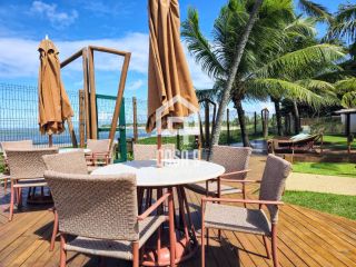 Apartamento superior pé na areia 3 suítes a venda na Praia da Espera em Itacimirim Bahia
