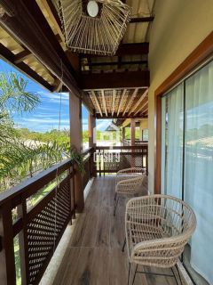 Apartamento superior a venda com 2 suítes mobiliado em Itacimirim Bahia