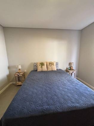 Apartamento térreo a venda com 2 suítes mobiliado em Itacimirim Bahia