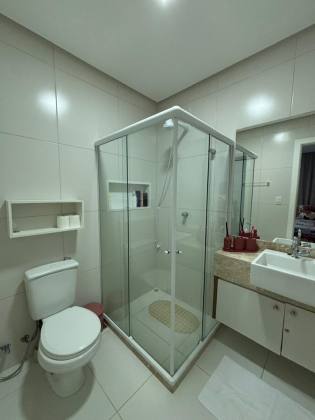 Apartamento térreo a venda com 2 suítes mobiliado em Itacimirim Bahia