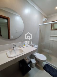 Casa térrea em terreno privativo com 4 suítes para aluguel anual no condomínio Fazenda Praia do Forte Bahia